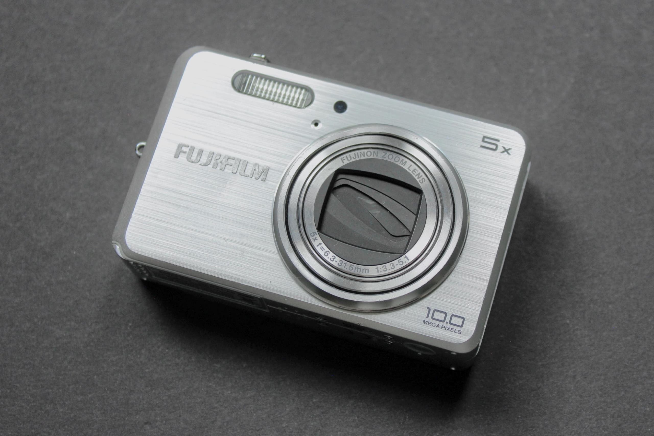 Fujifilm Finepix J100 - Image 8