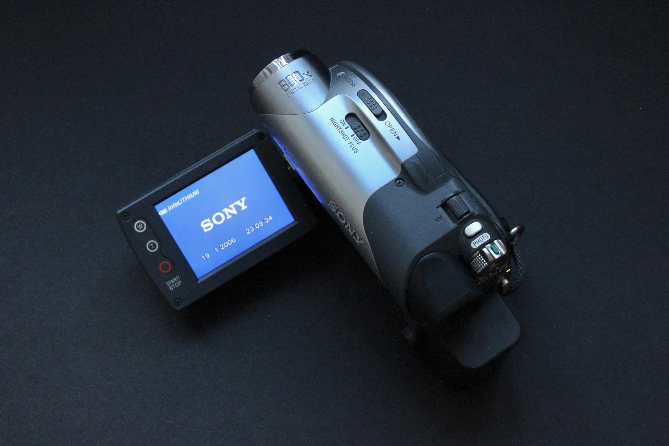 Sony Handycam DCR-DVD105 - Image 5