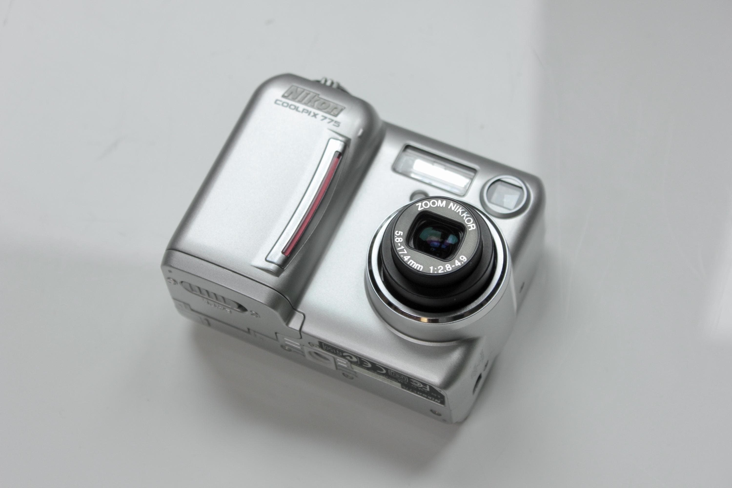 Nikon Coolpix 775 - Image 3