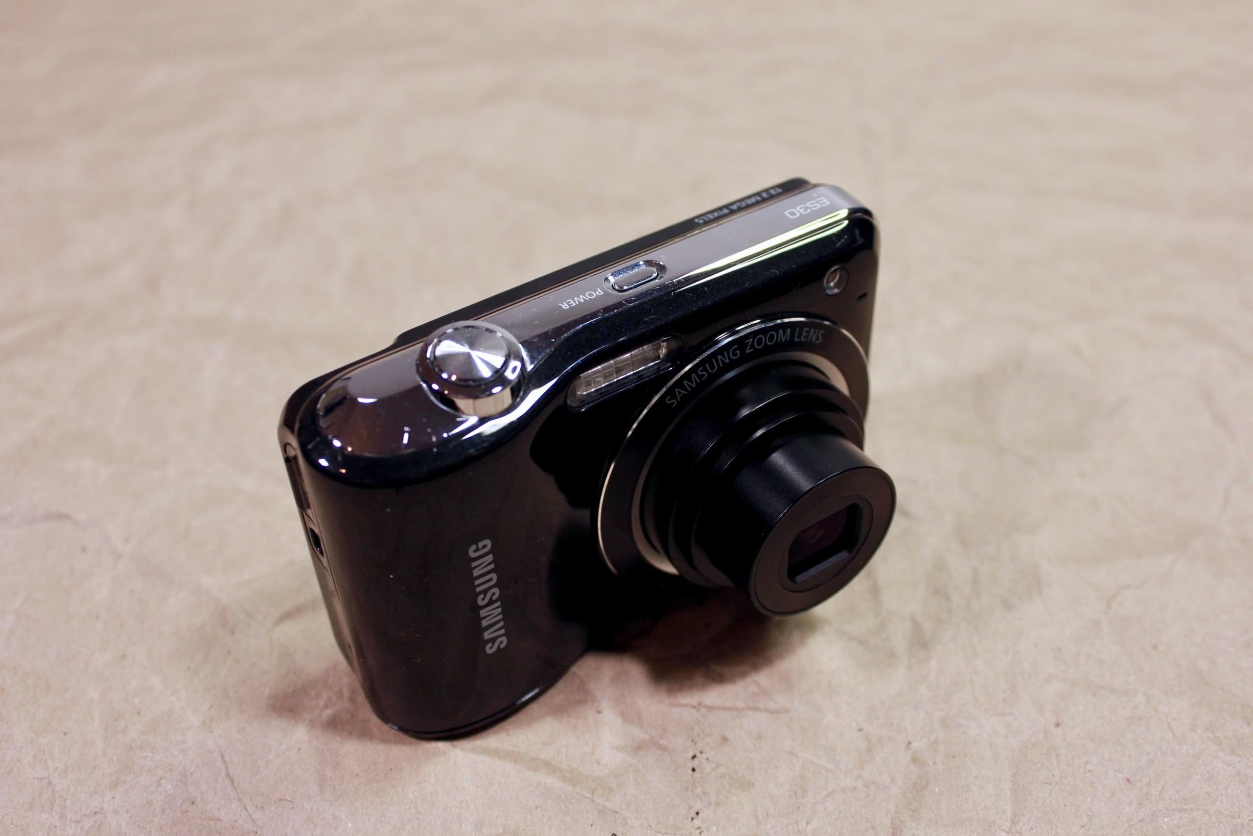 Samsung ES30 - Image 3
