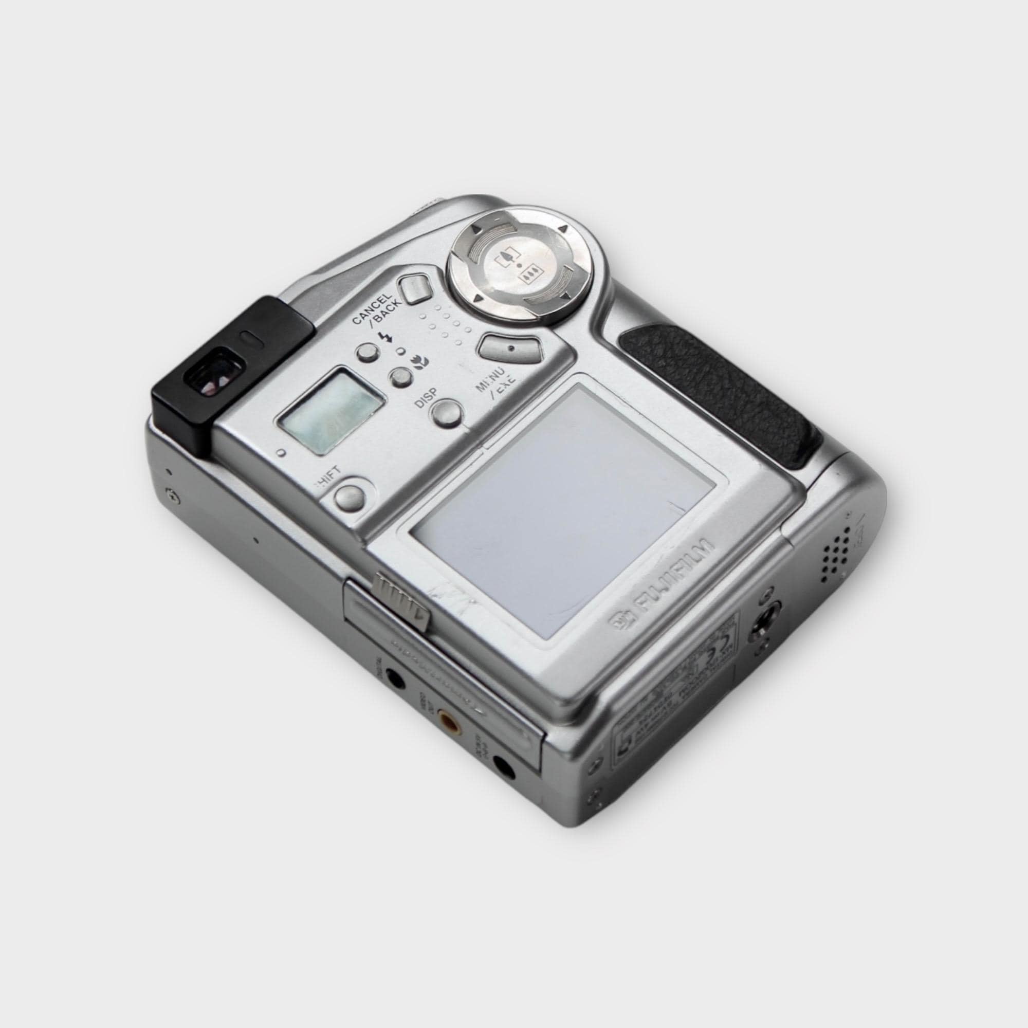 FujiFilm FinePix 1700 Zoom - Image 10