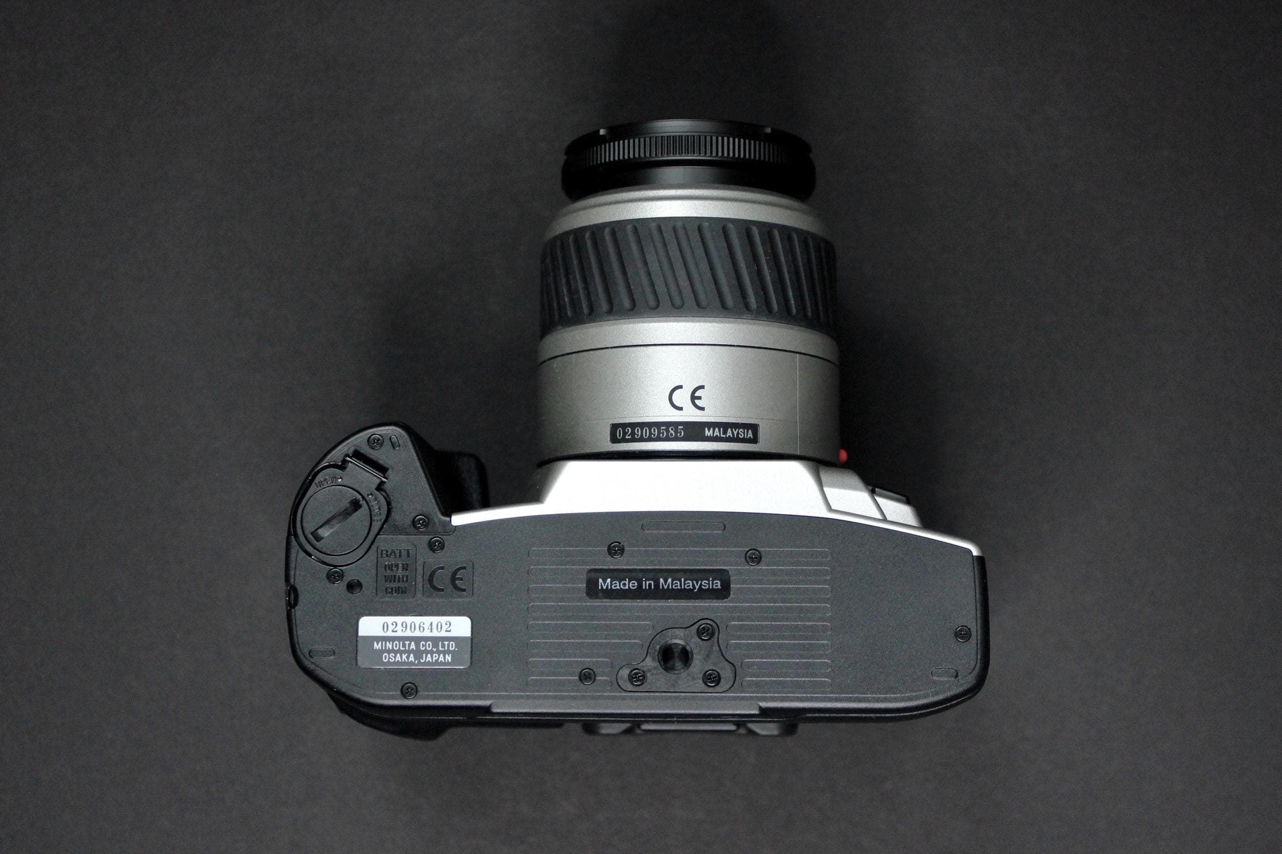 Minolta Dynax 404si with Olympus Power Zoom AF Lens - Image 4