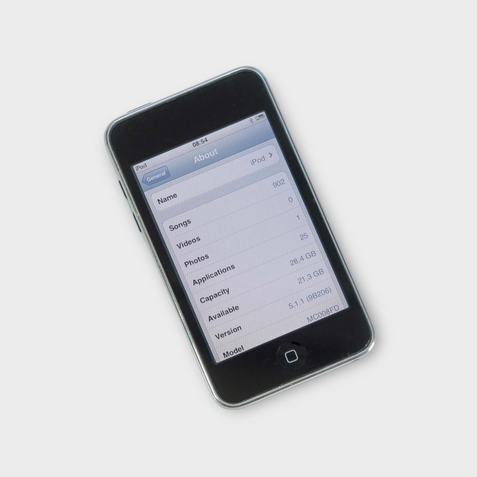 Apple iPod Touch 32GB (3rd Gen) - Image 2