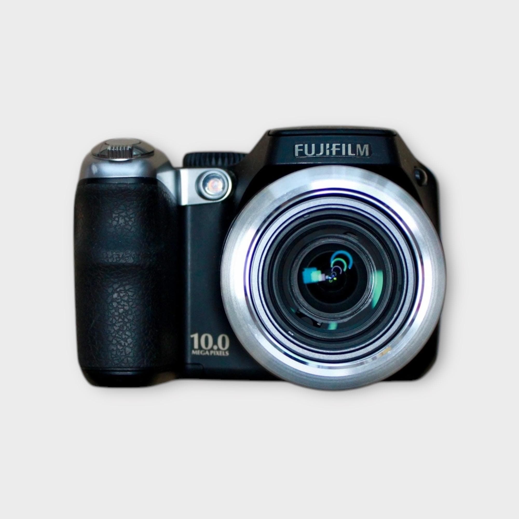 Fujifilm FinePix S8100 FD