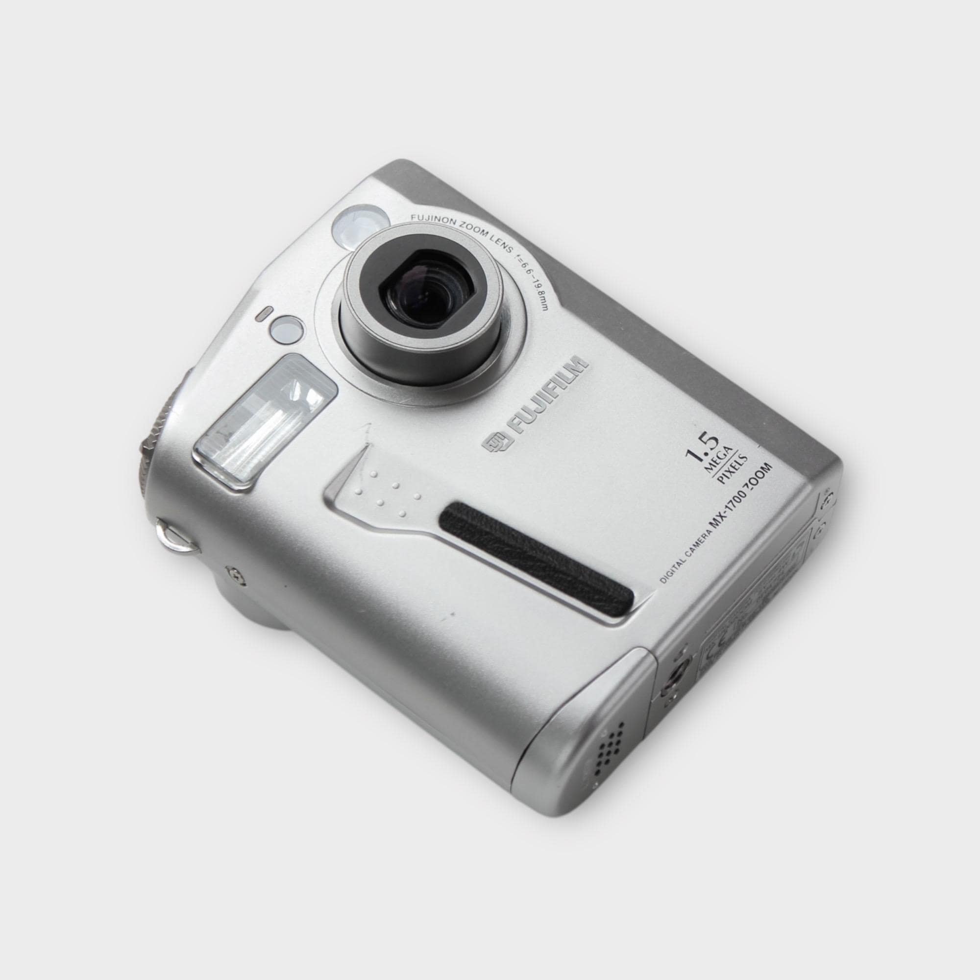 FujiFilm FinePix 1700 Zoom - Image 5