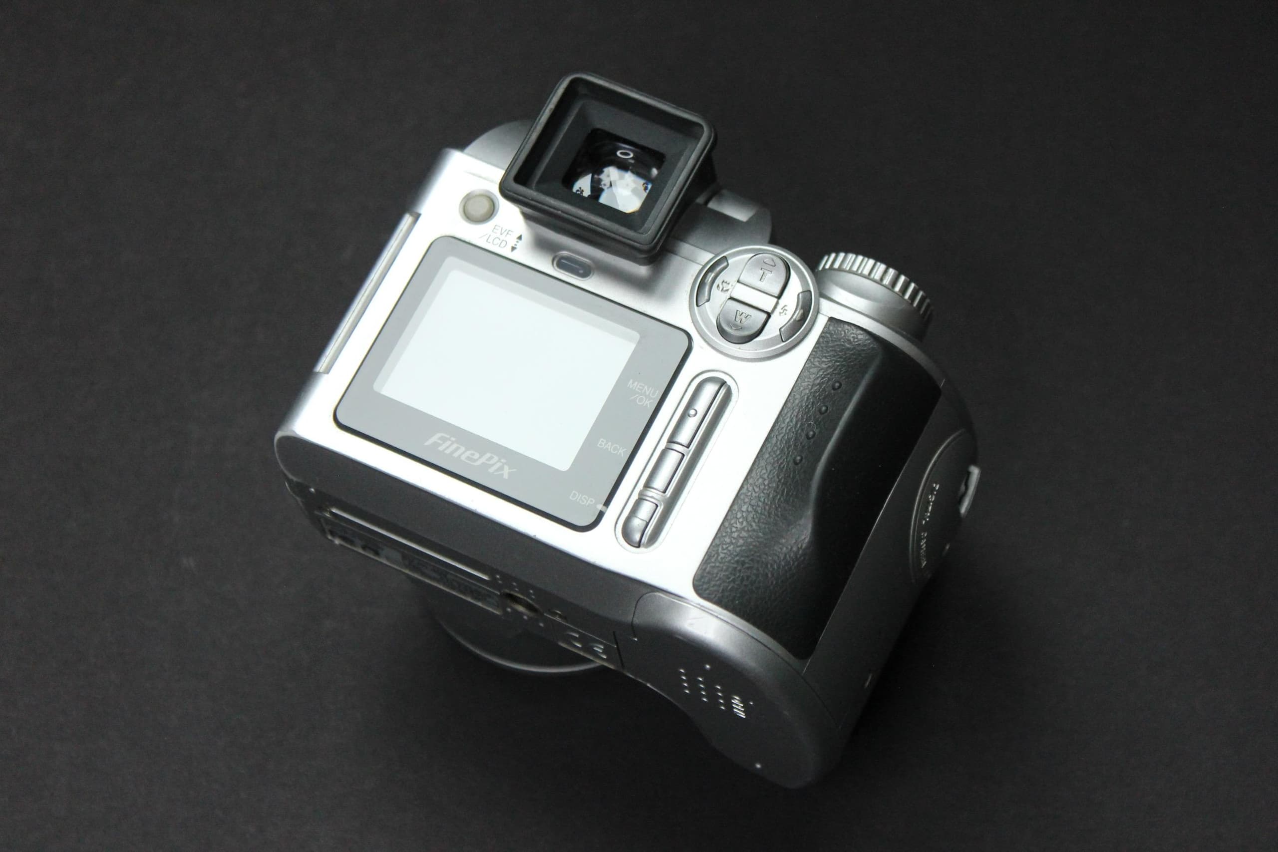 Fujifilm FinePix S3000 - Image 5