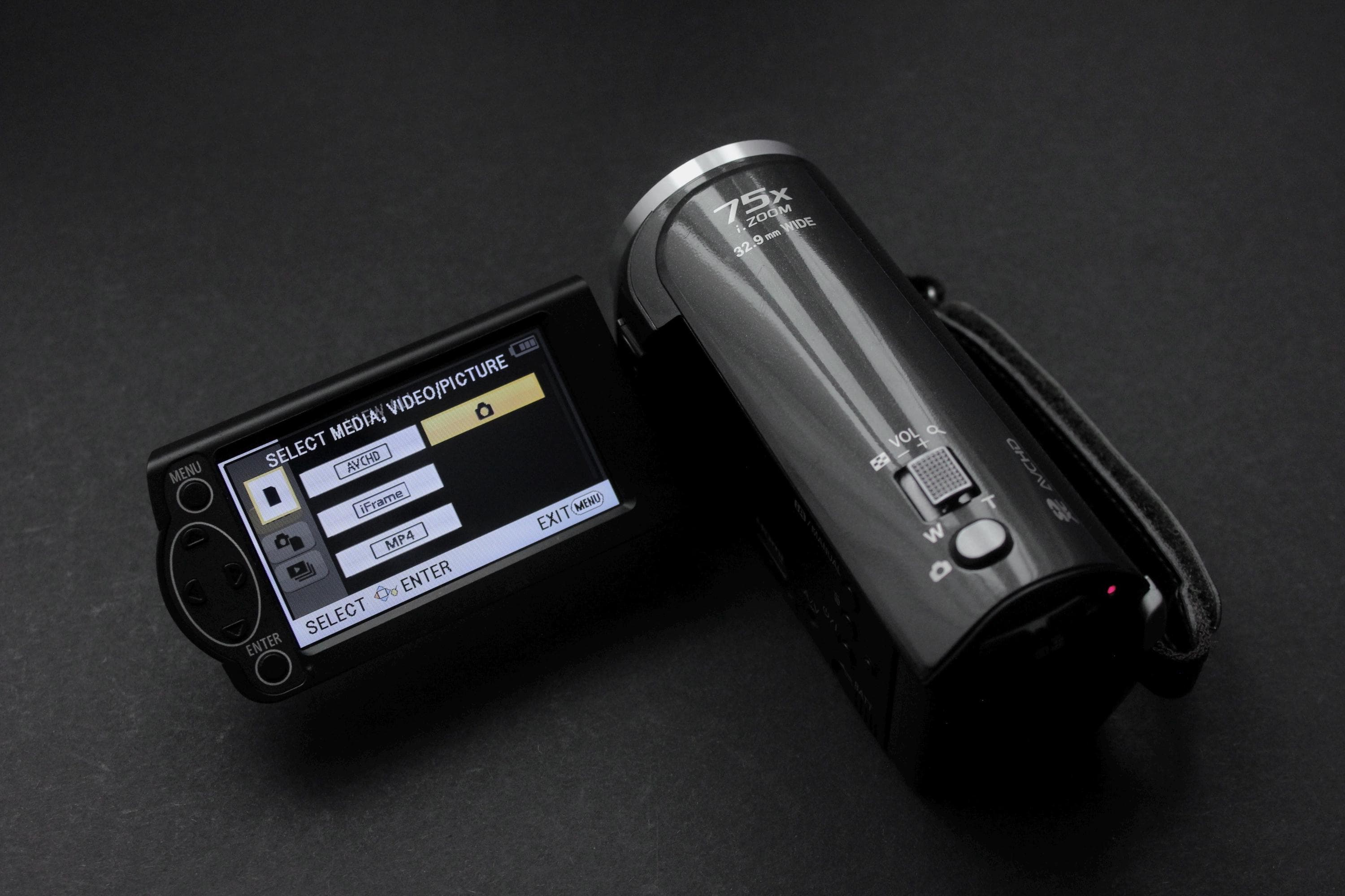 Panasonic HC-V130 - Image 6