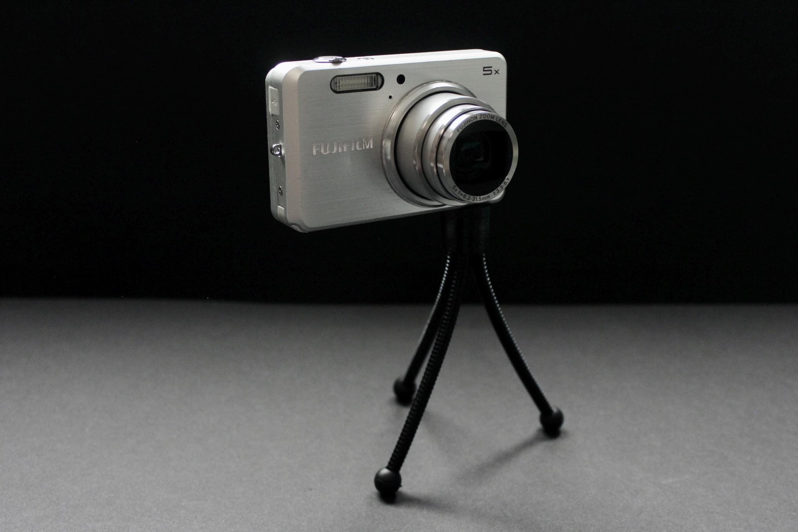 Fujifilm Finepix J100 - Image 3