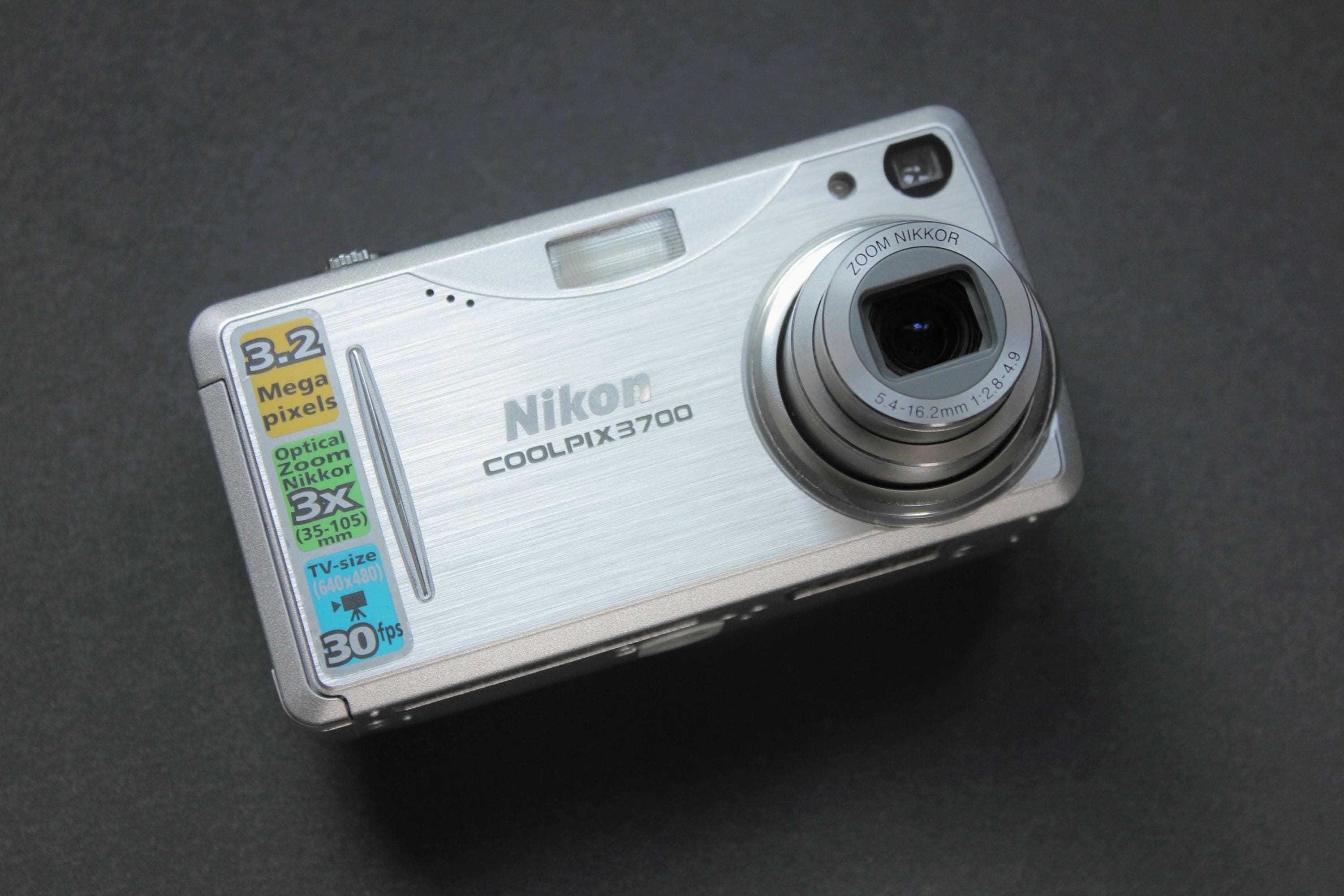 Nikon Coolpix 3700 - Image 4