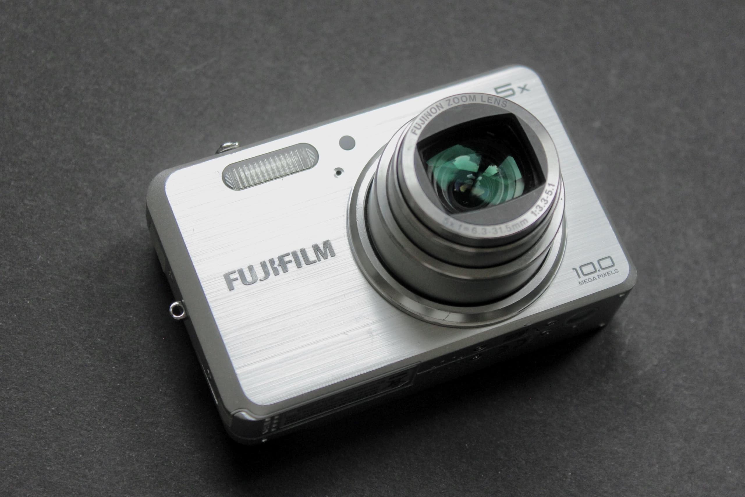 Fujifilm Finepix J100 - Image 4