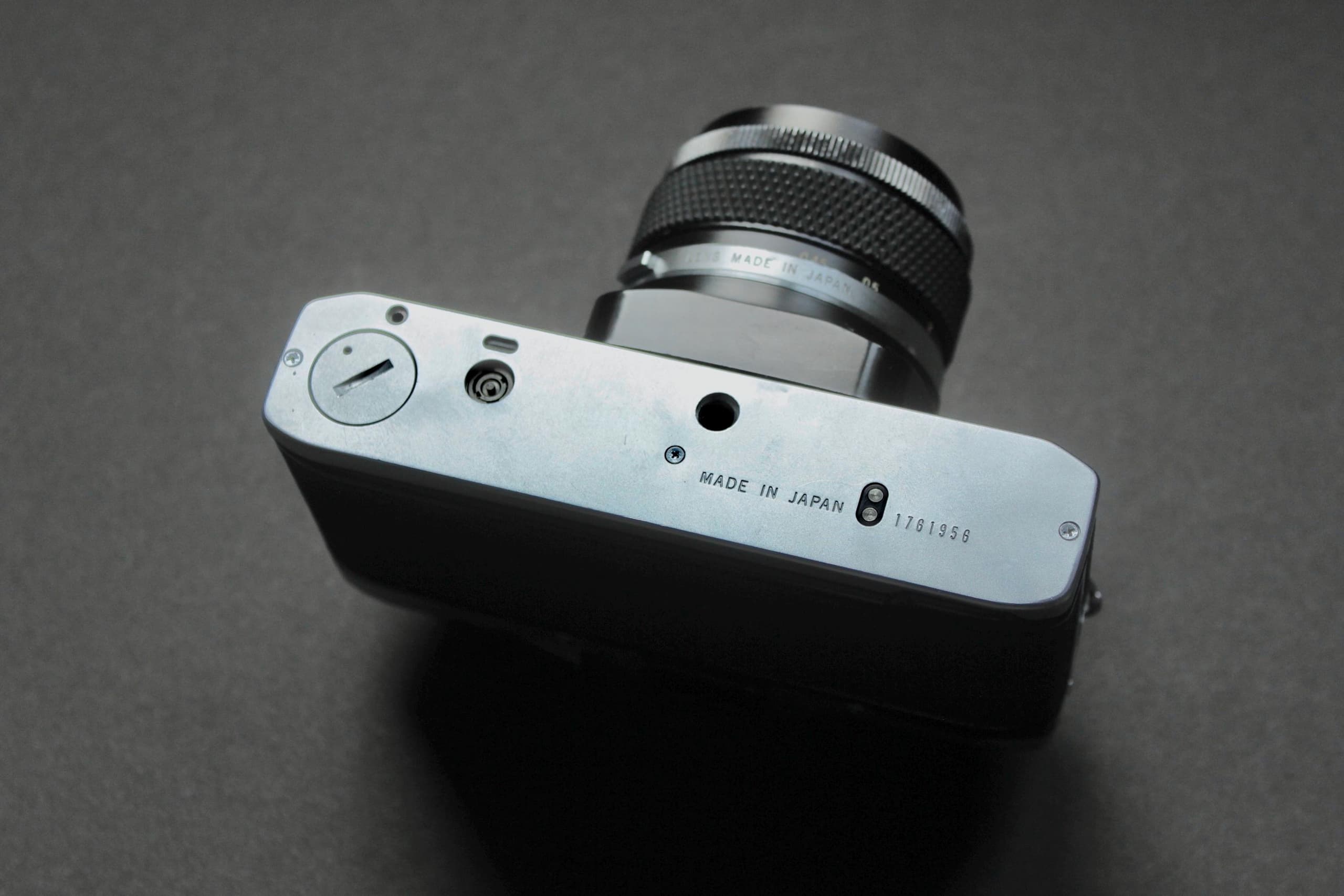 Olympus OM-10 with Olympus Lens - Image 9