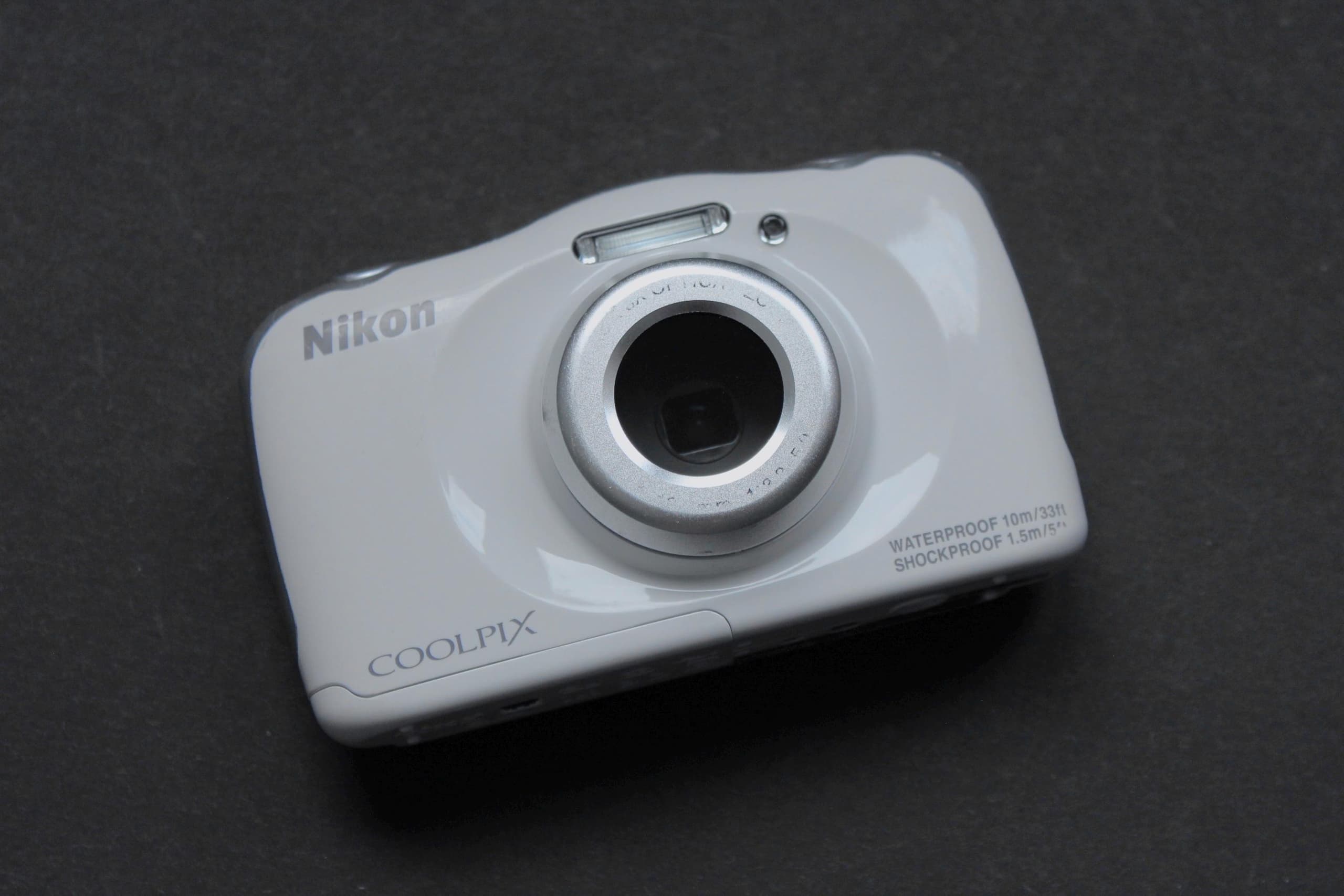 Nikon Coolpix S33 - Image 3