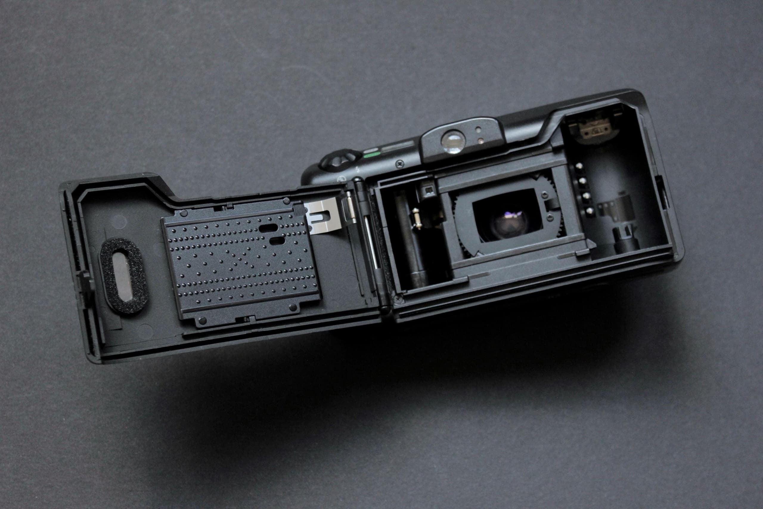 Canon Sure Shot 105 Zoom - Image 8