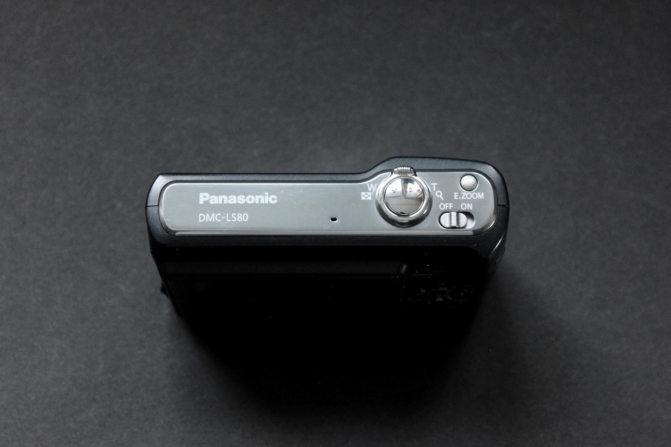 Panasonic Lumix DMC-LS80 - Image 3