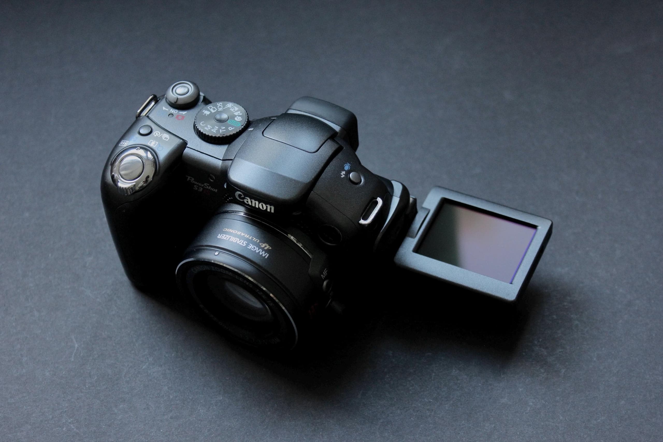 Canon PowerShot S3 IS - Image 8