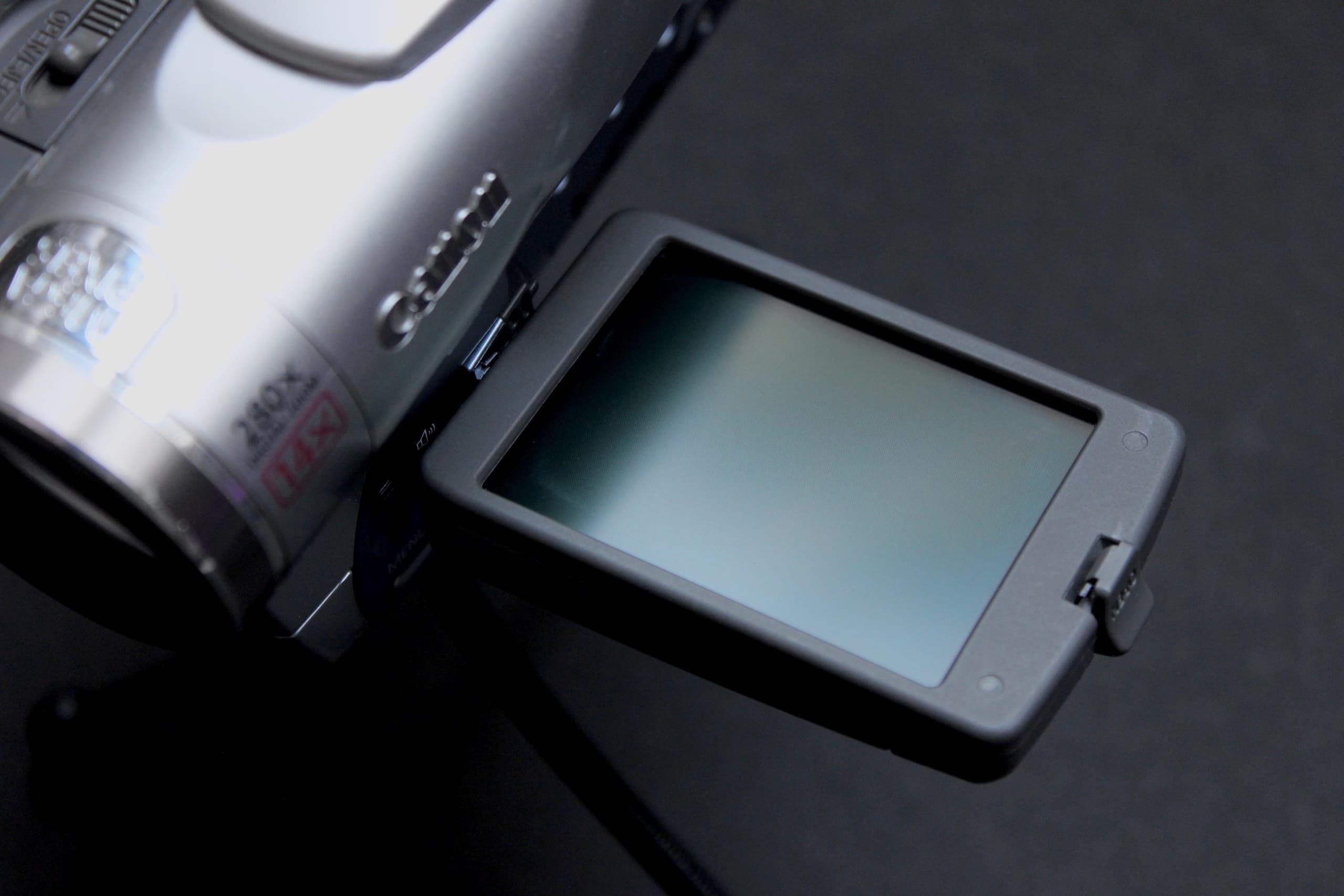 Canon MVX200 - Image 7