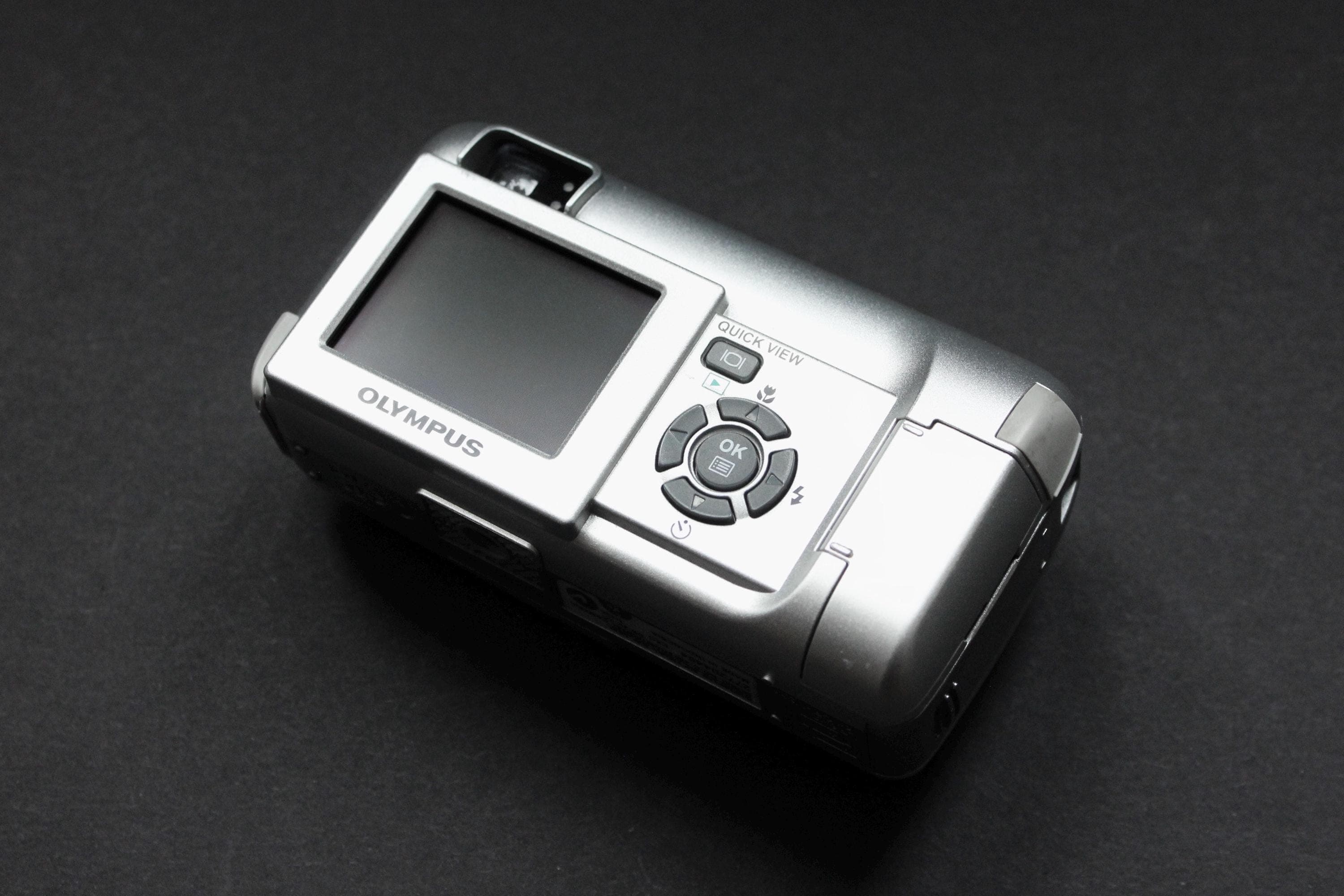 Olympus Camedia C-450 Zoom - Image 3