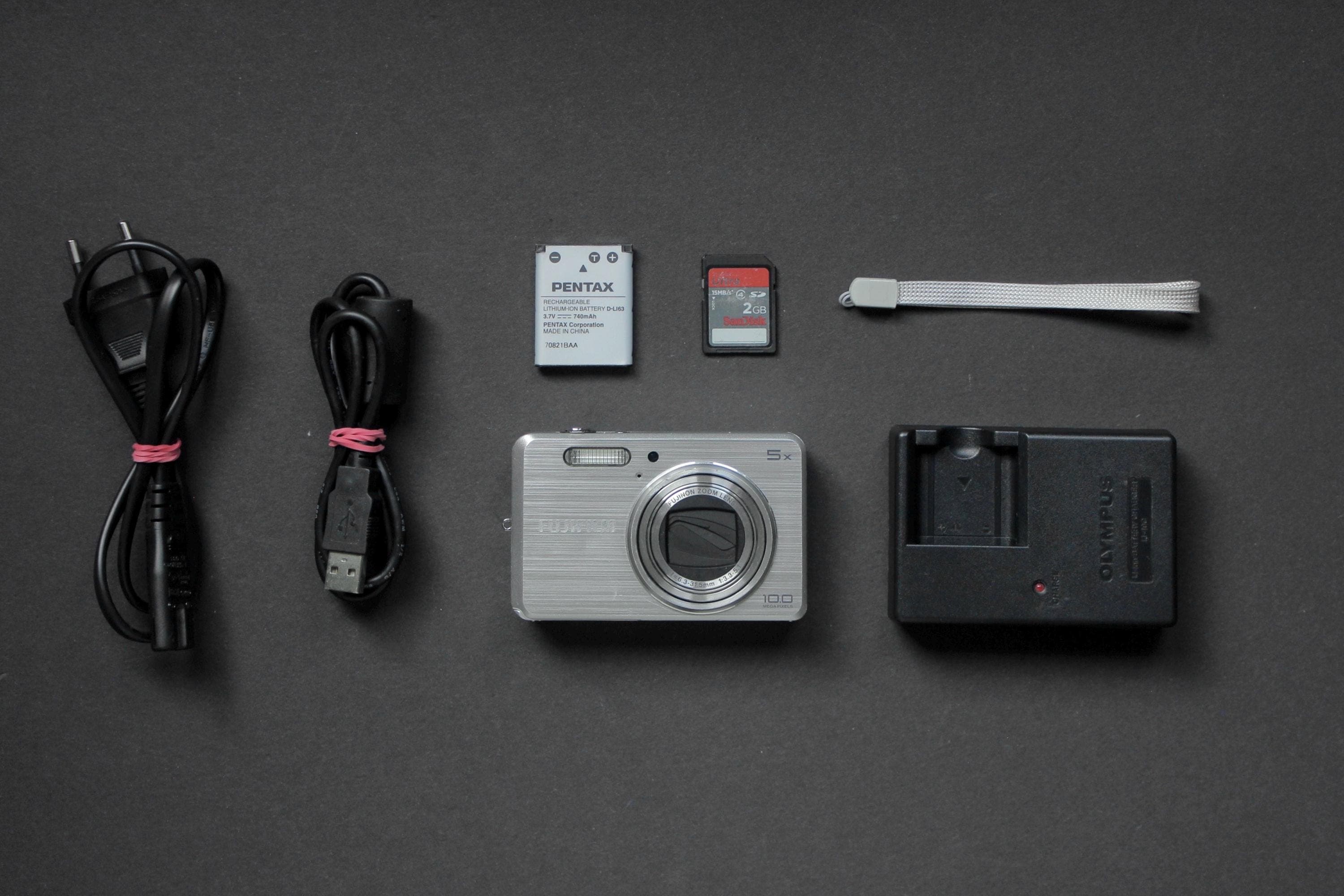 Fujifilm Finepix J100 - Image 2