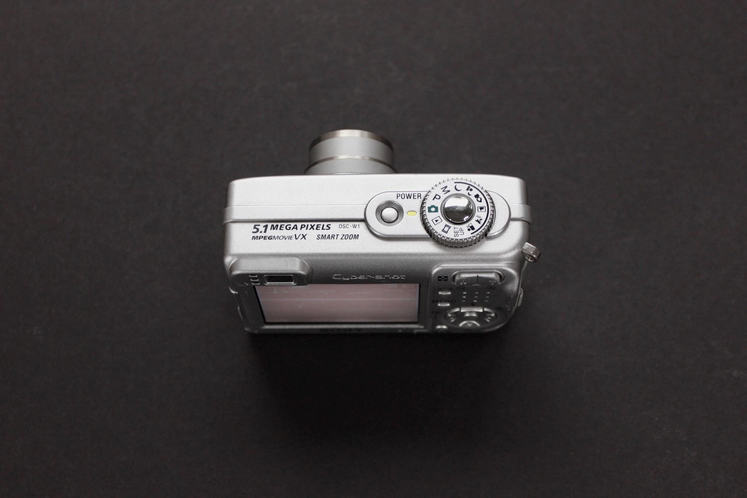 Sony Cyber-shot DSC-W1 - Image 3