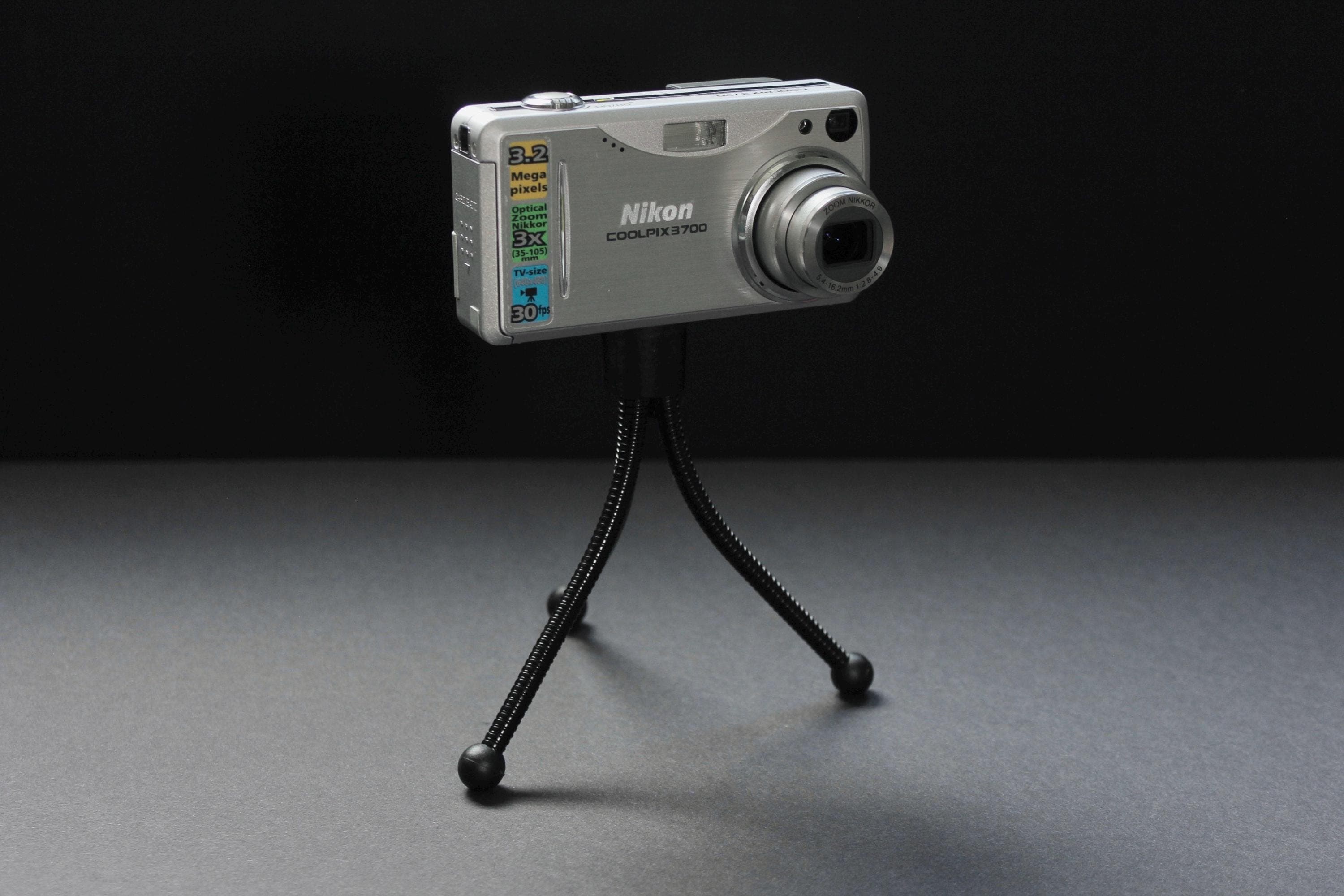 Nikon Coolpix 3700 - Image 3