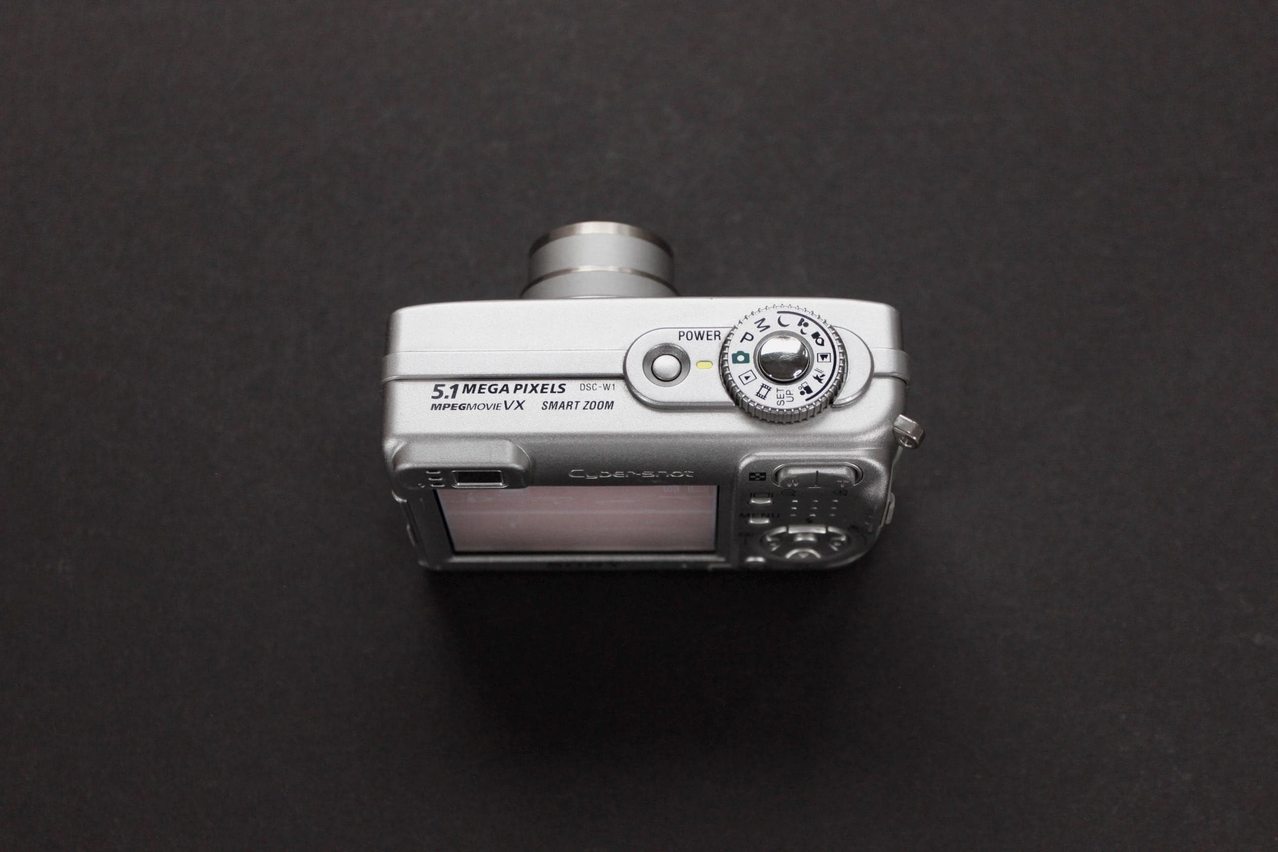 Sony Cyber-shot DSC-W1 - Image 3