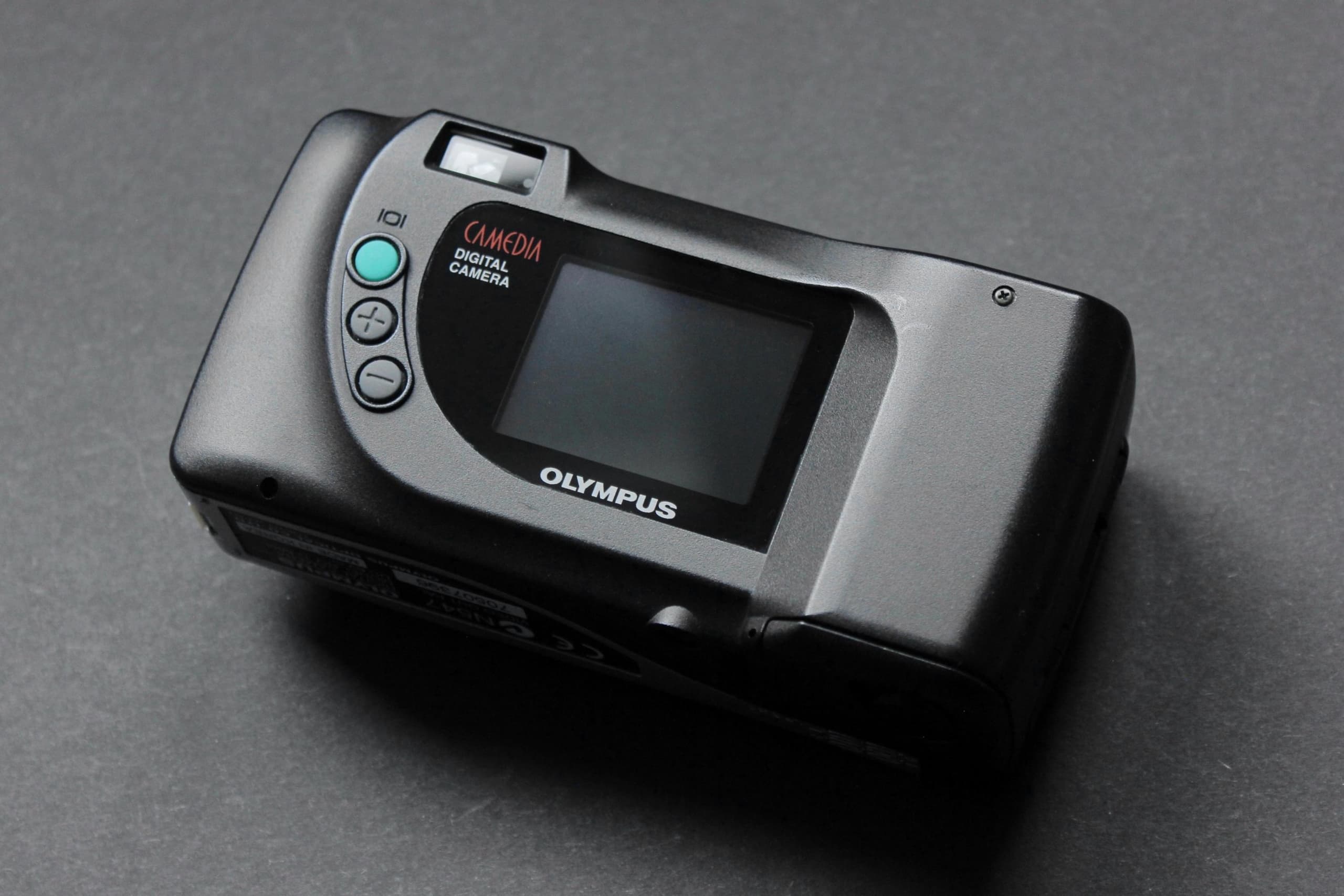 Olympus Camedia C-860L - Image 6